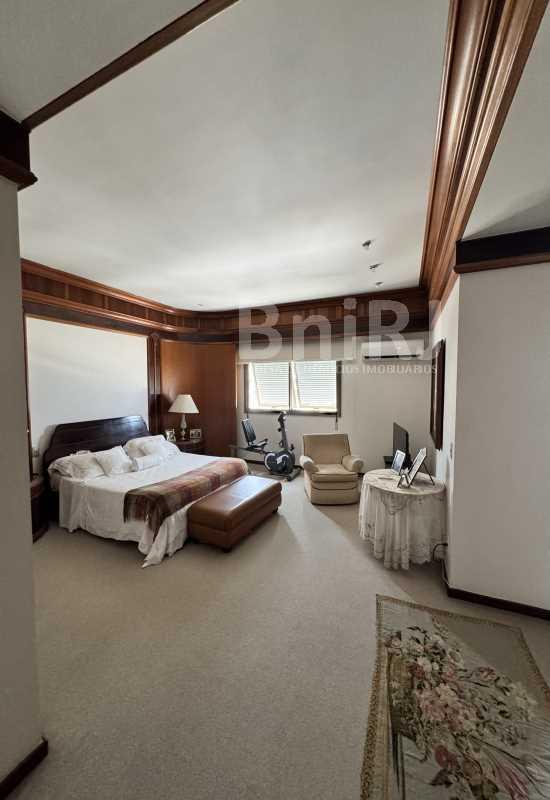 Apartamento de 4 quartos em Ipanema