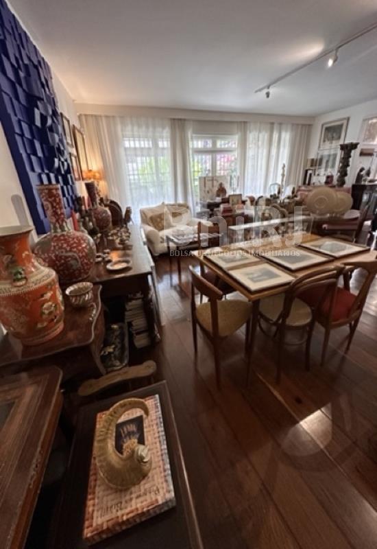 Casa de 7 quartos no Cosme Velho