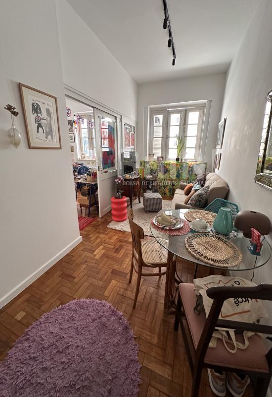 Apartamento de 2 quartos no Leblon