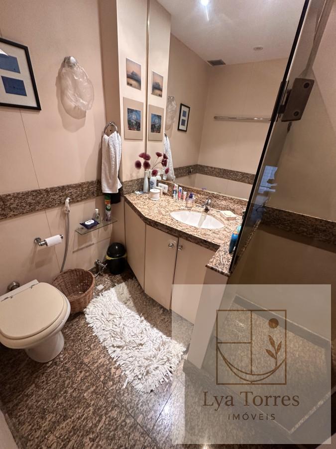 Apartamento de 4 quartos na Lagoa
