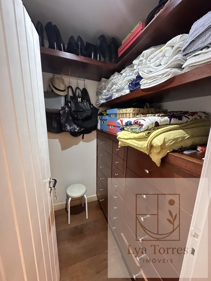 Apartamento de 4 quartos na Lagoa