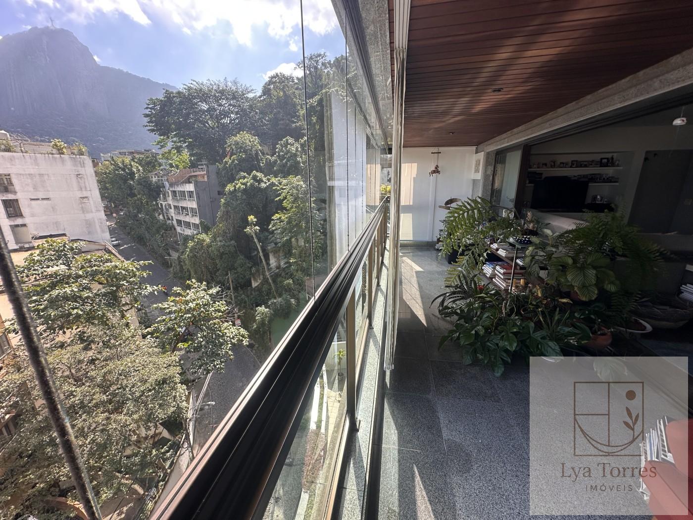 Apartamento de 4 quartos na Lagoa