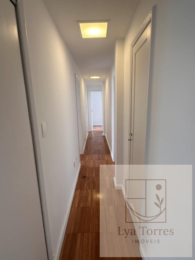 Apartamento de 4 quartos no Leblon