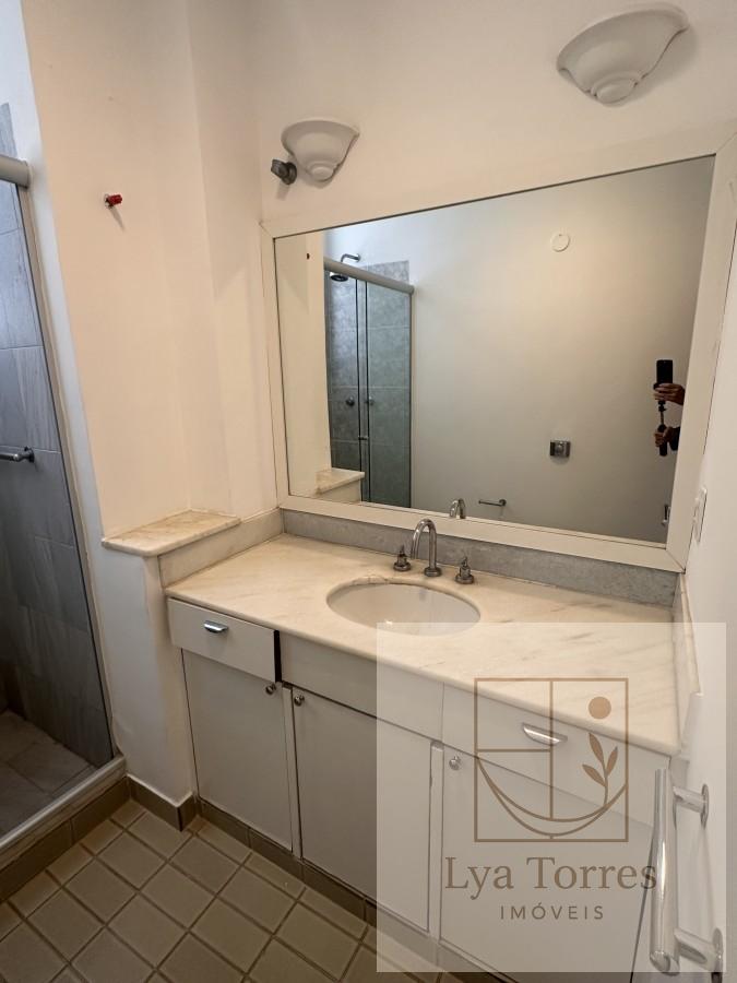 Apartamento de 4 quartos no Leblon