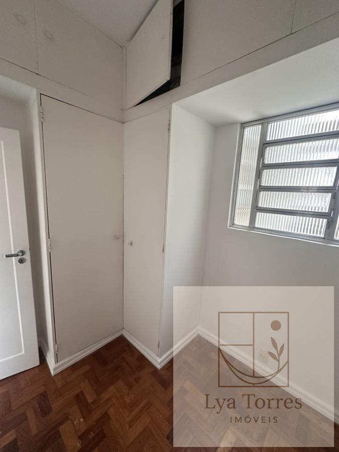 Apartamento de 4 quartos no Leblon