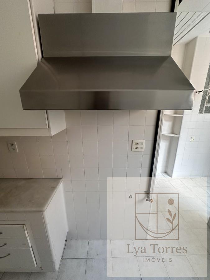 Apartamento de 4 quartos no Leblon