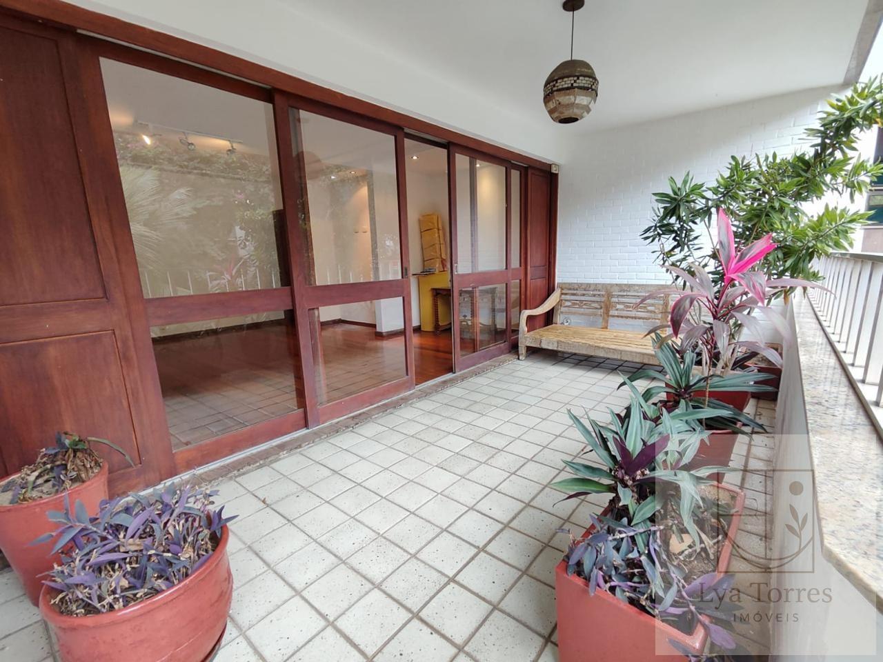 Apartamento de 4 quartos na Barra da Tijuca