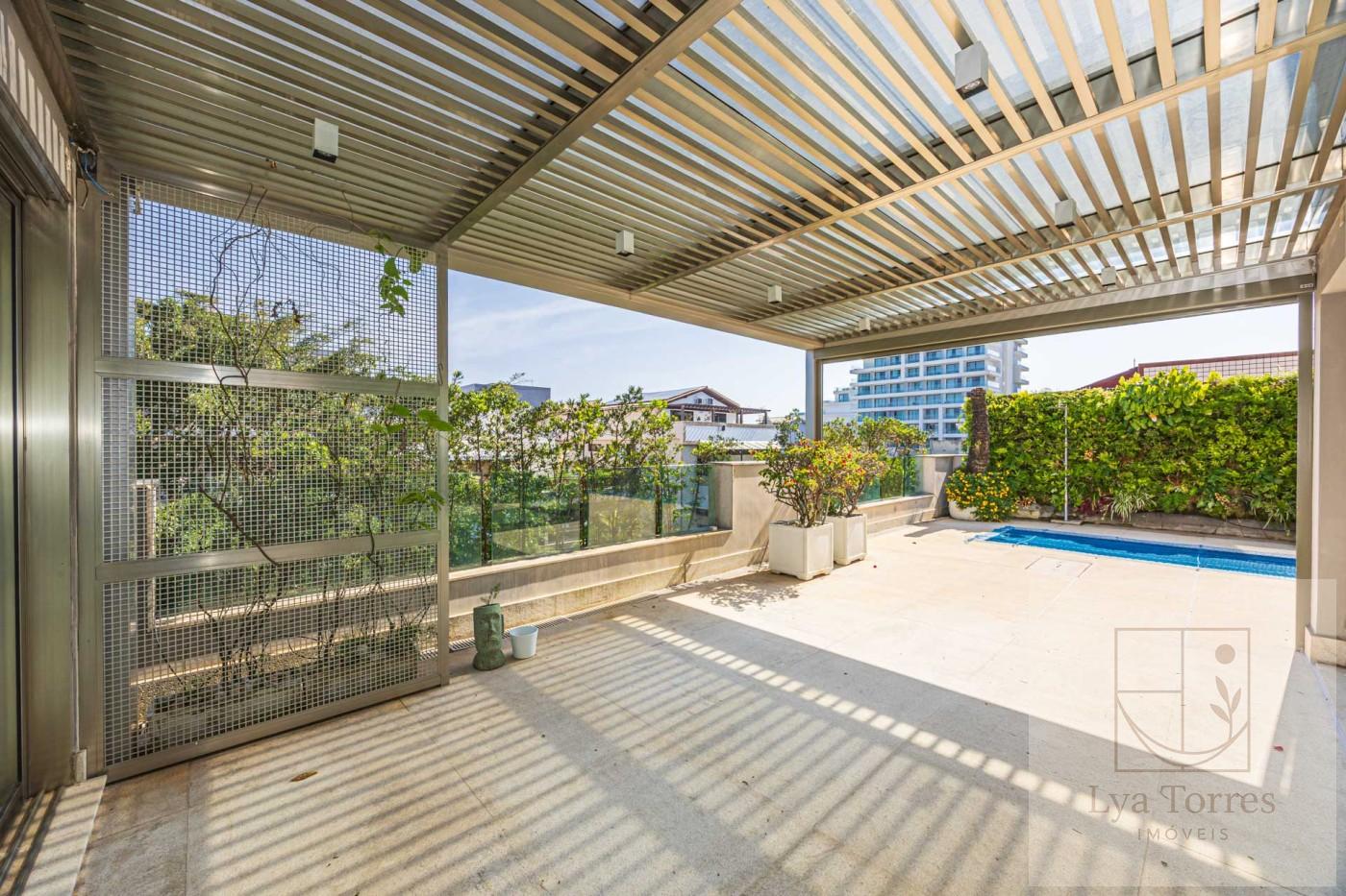 Cobertura de 4 quartos na Barra da Tijuca