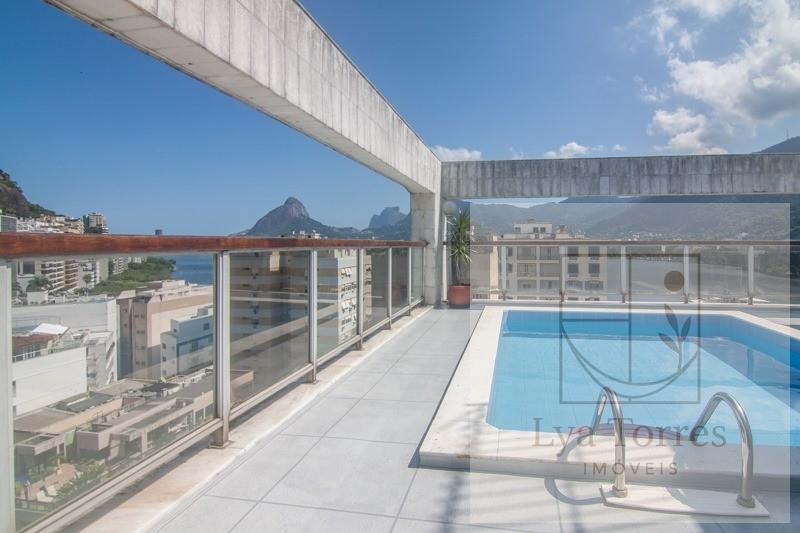 Cobertura de 4 quartos na Lagoa