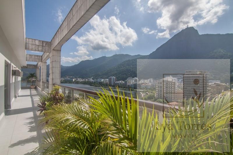 Cobertura de 4 quartos na Lagoa