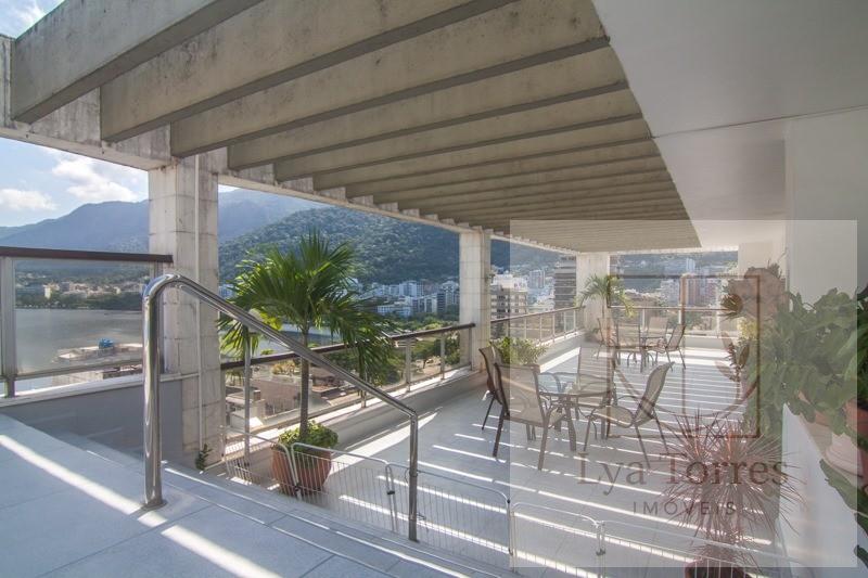 Cobertura de 4 quartos na Lagoa