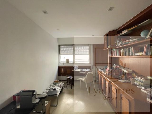 Apartamento de 5 quartos no Leblon