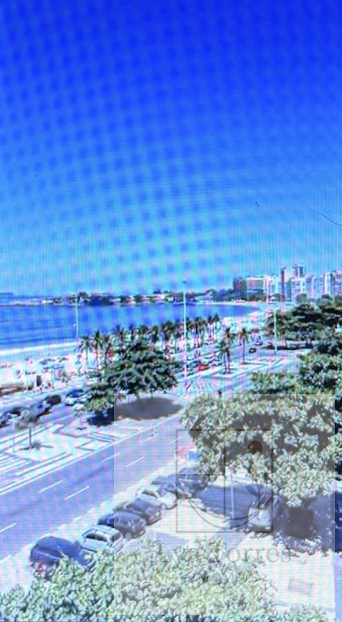 Apartamento de 2 quartos em Copacabana
