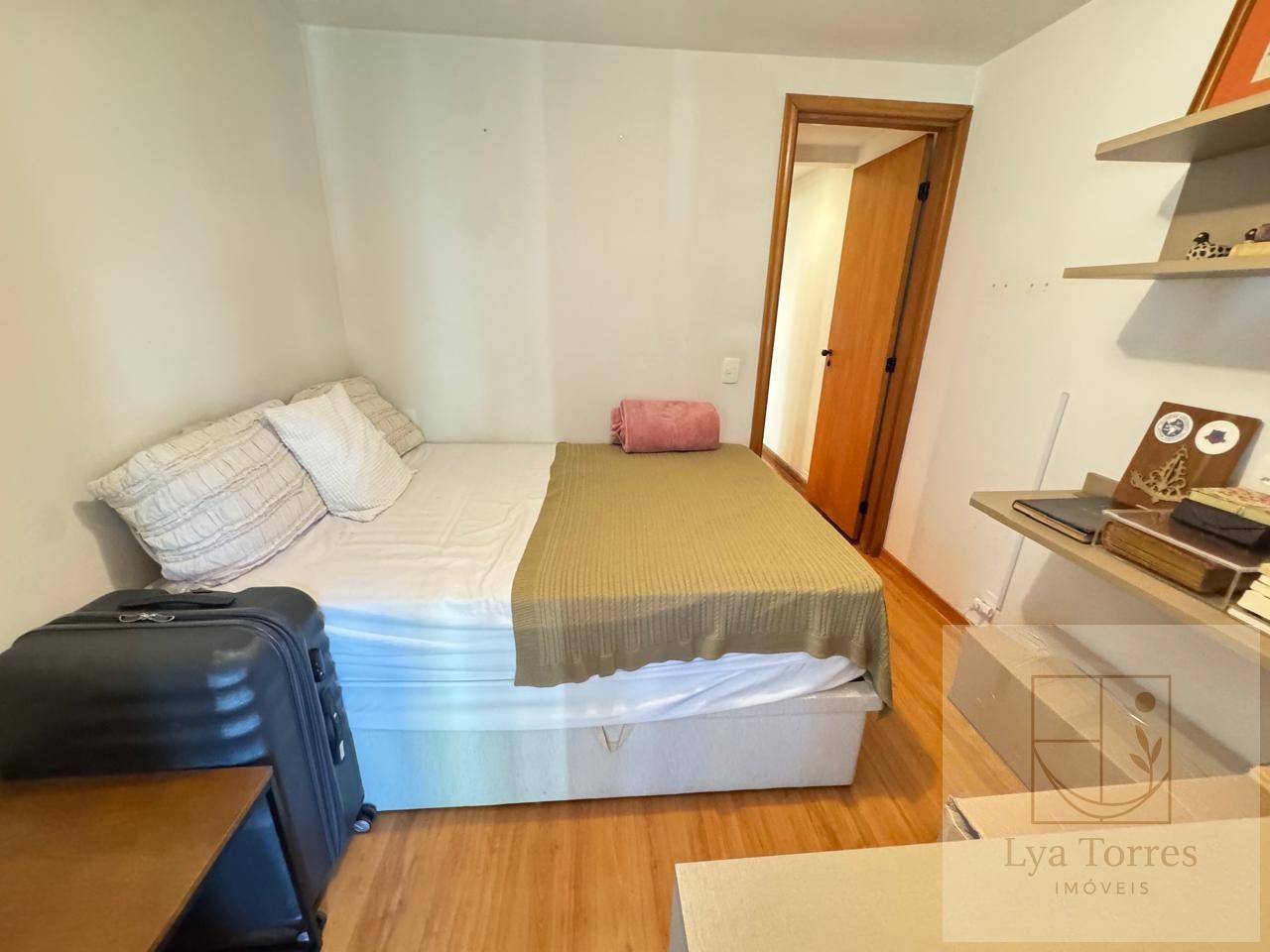 Apartamento de 3 quartos no Leblon