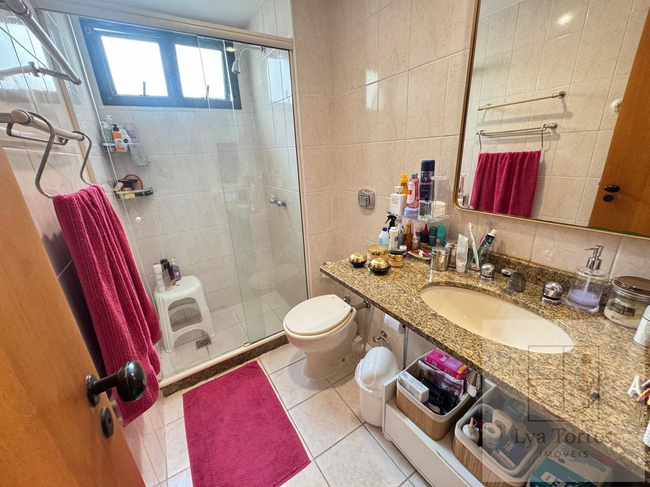 Apartamento de 3 quartos no Leblon