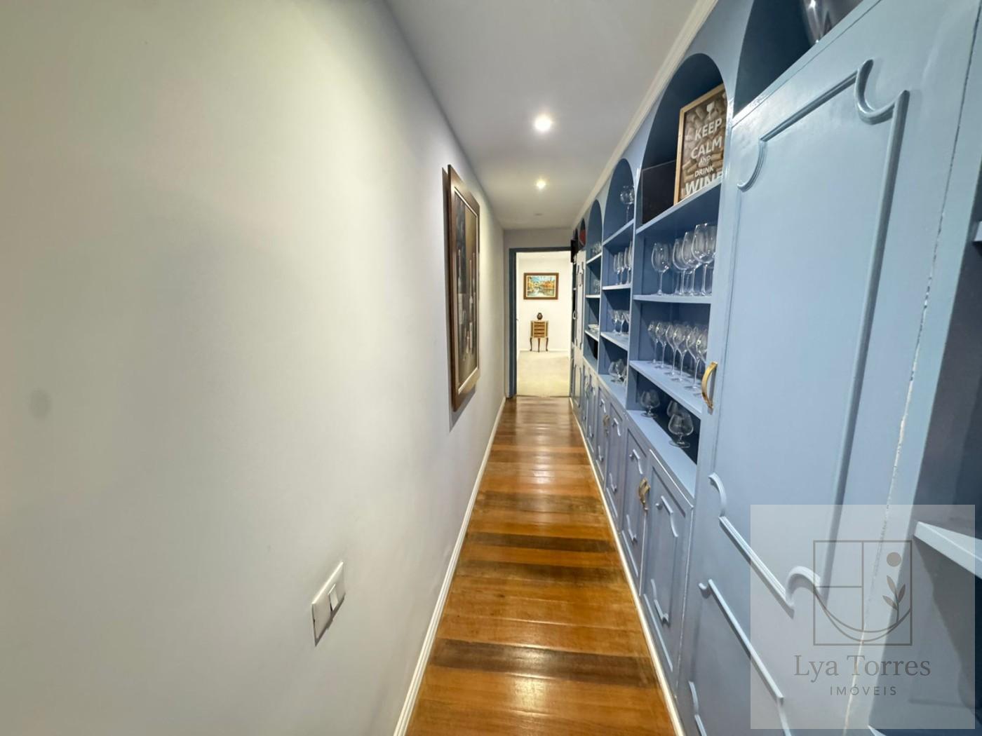 Apartamento de 3 quartos no Leblon