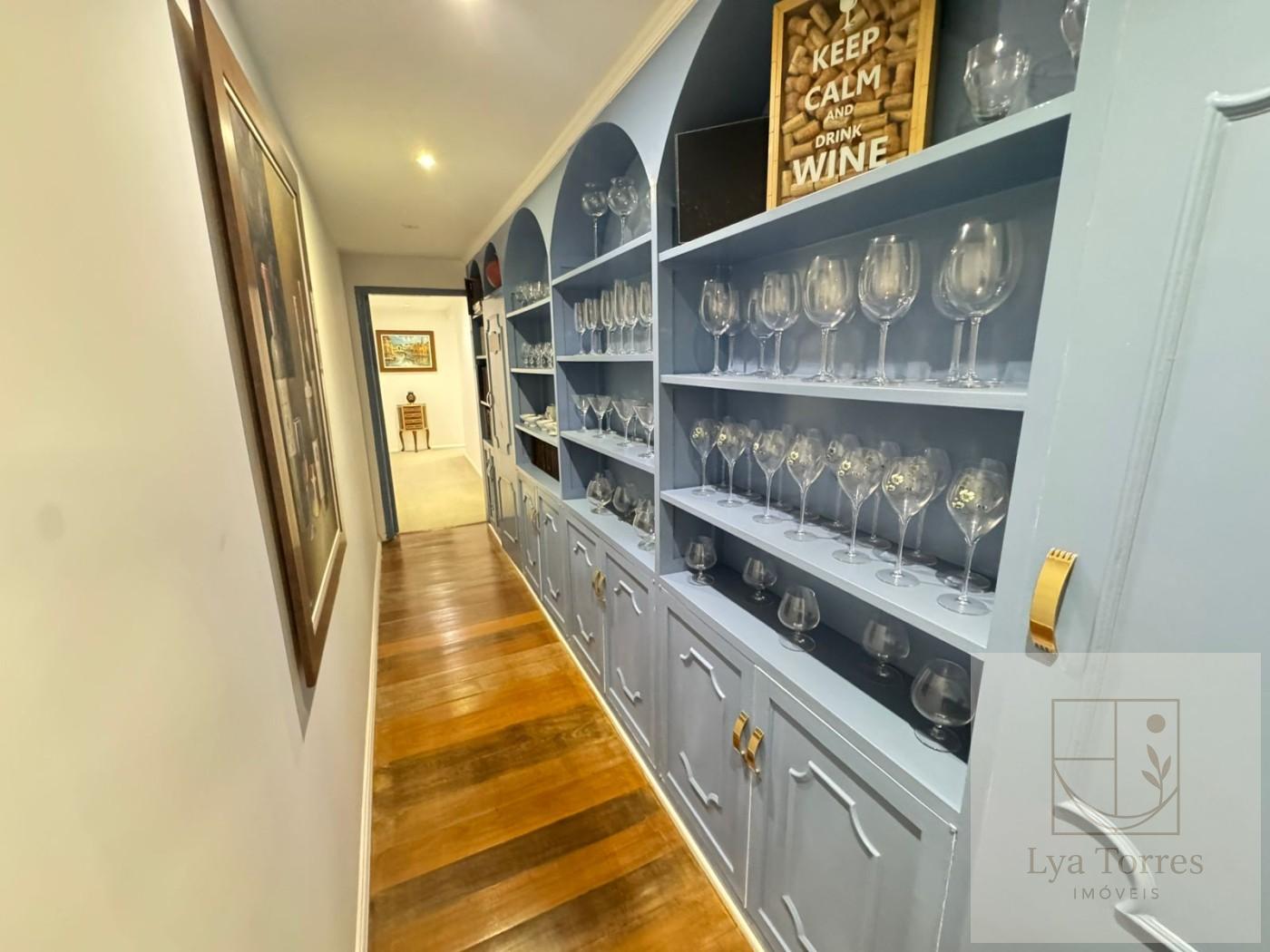 Apartamento de 3 quartos no Leblon