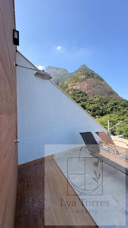 Casa de 5 quartos na Barra da Tijuca