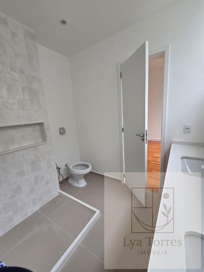 Apartamento de 3 quartos no Leblon