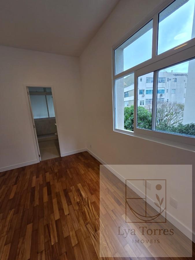 Apartamento de 3 quartos no Leblon
