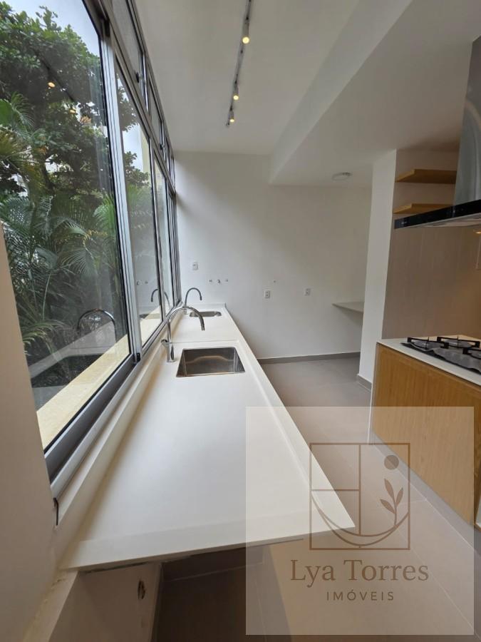 Apartamento de 3 quartos no Leblon