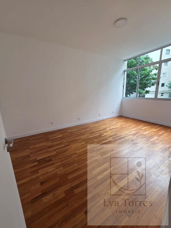 Apartamento de 3 quartos no Leblon