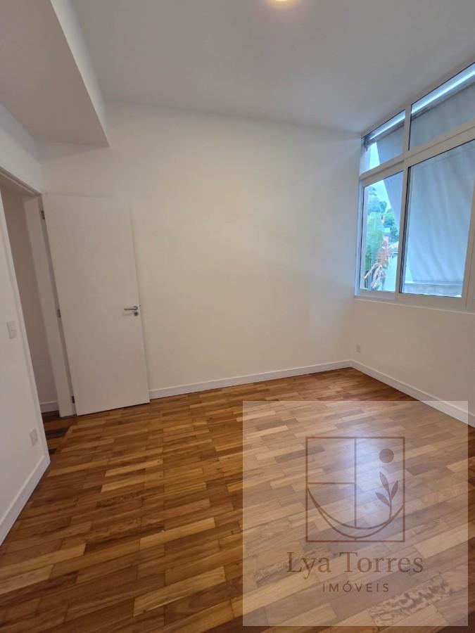 Apartamento de 3 quartos no Leblon