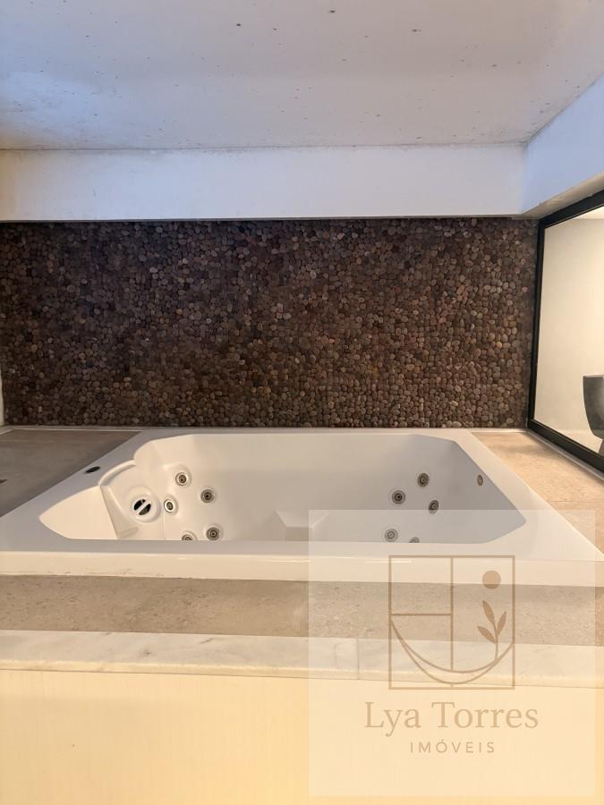 Apartamento de 2 quartos no Leblon