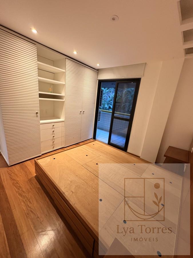 Apartamento de 2 quartos no Leblon