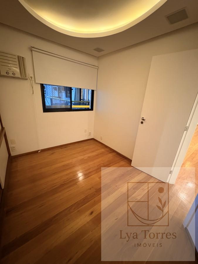 Apartamento de 2 quartos no Leblon