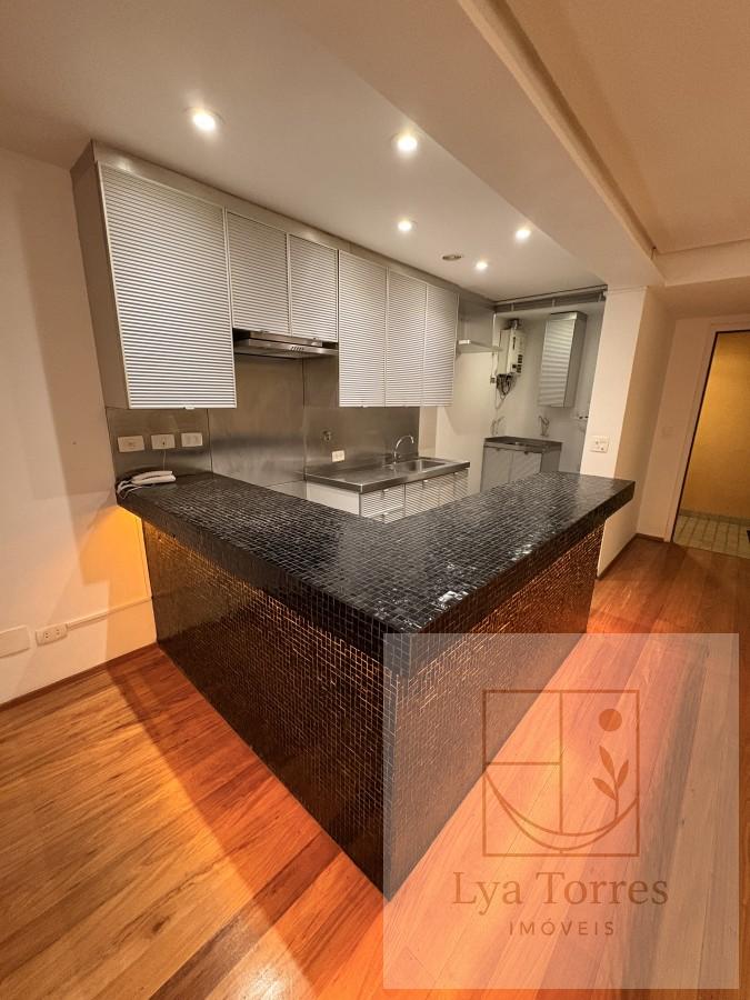 Apartamento de 2 quartos no Leblon