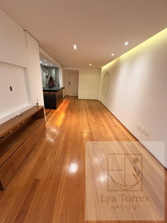 Apartamento de 2 quartos no Leblon