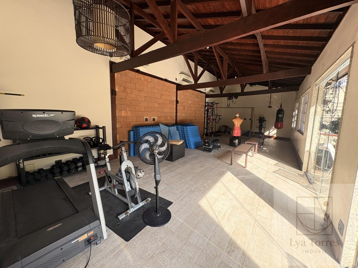 Casa de 5 quartos no Botafogo