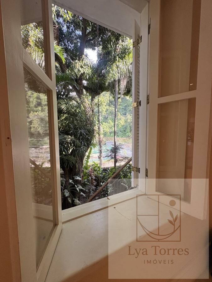 Casa de 5 quartos no Botafogo