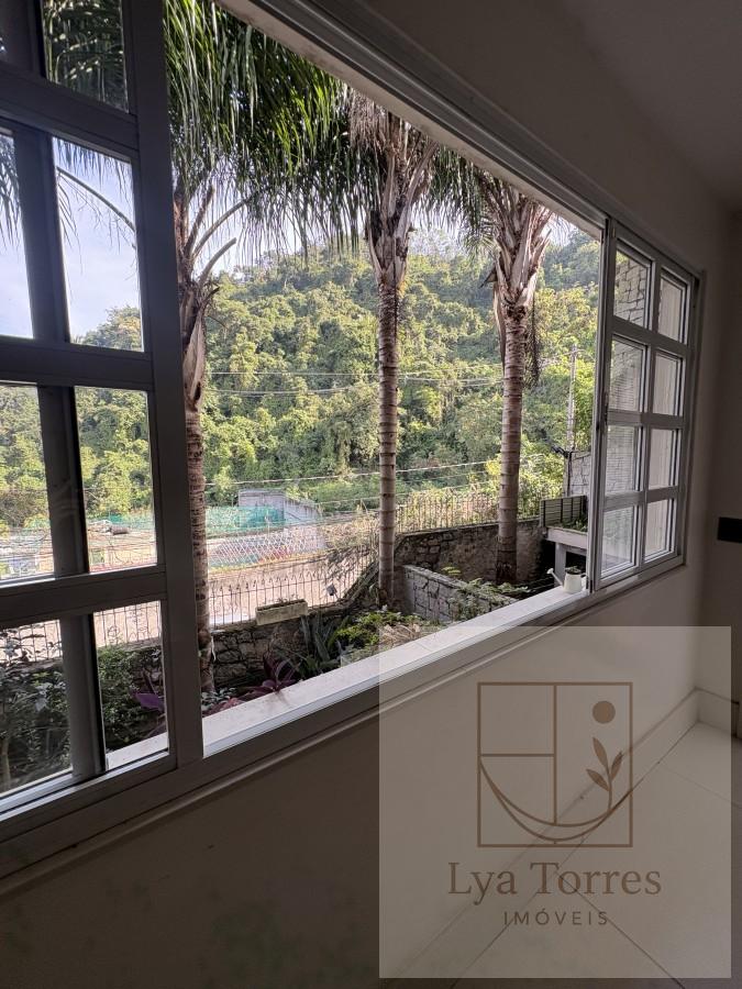 Casa de 5 quartos no Botafogo