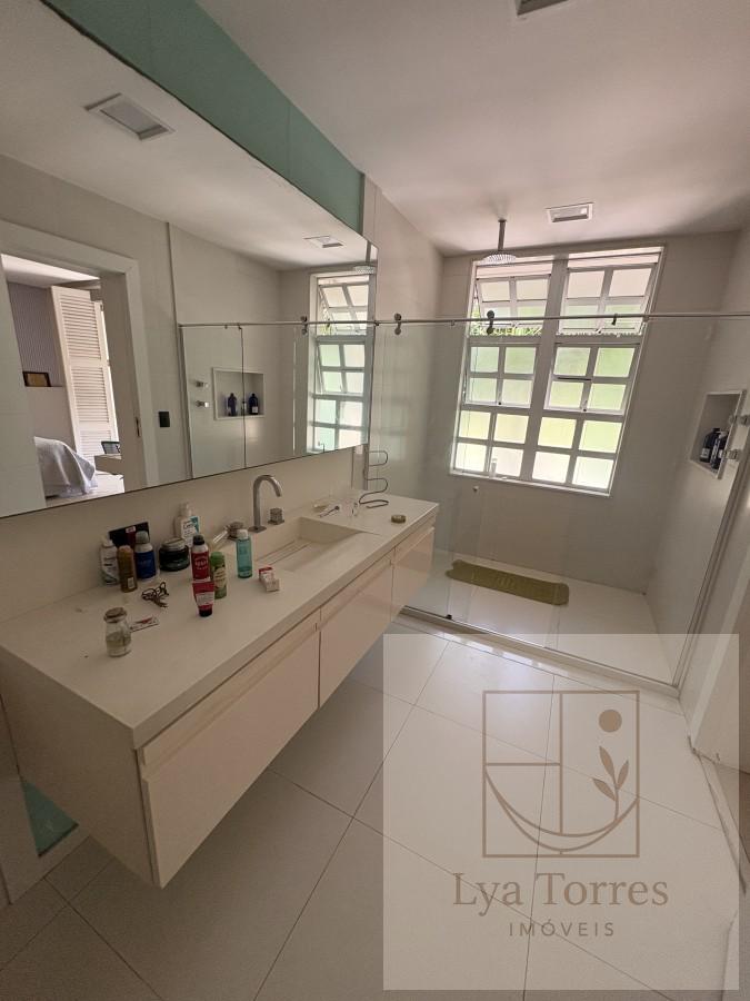 Casa de 5 quartos no Botafogo