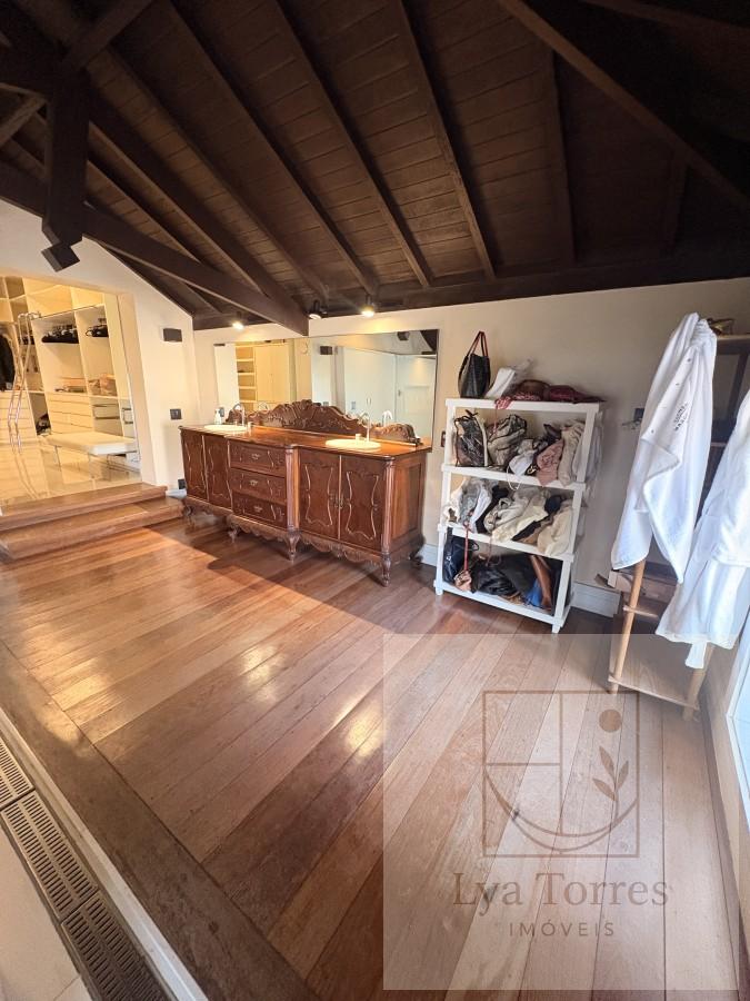 Casa de 5 quartos no Botafogo
