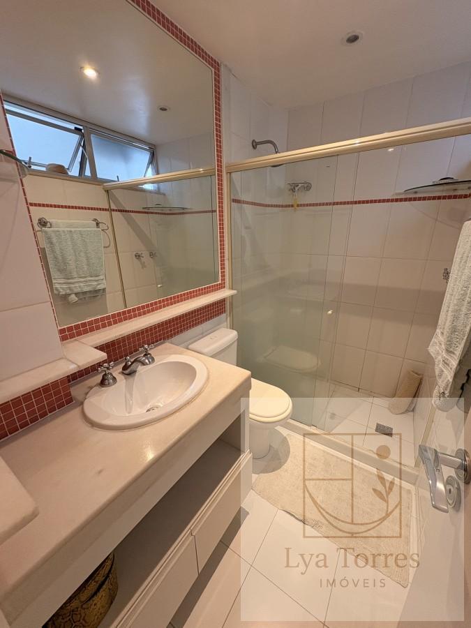 Cobertura de 3 quartos em Ipanema