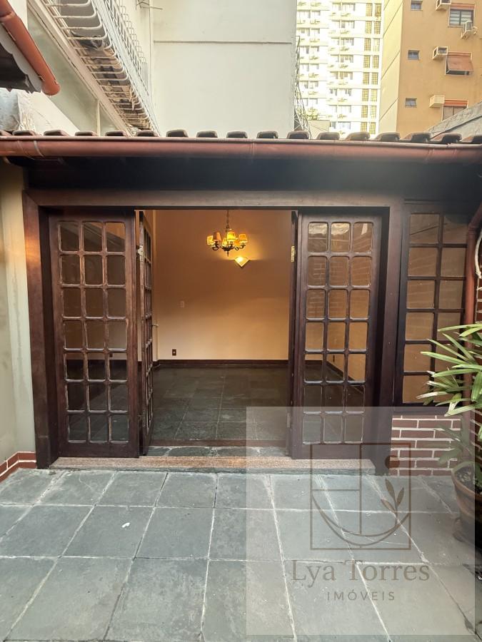 Apartamento de 3 quartos no Leblon