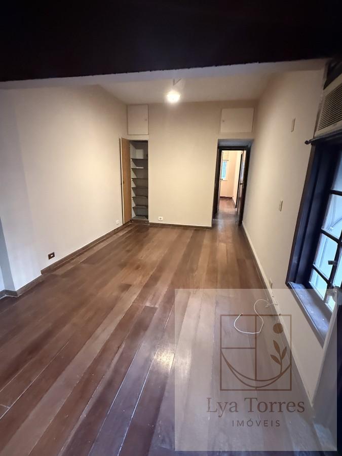 Apartamento de 3 quartos no Leblon