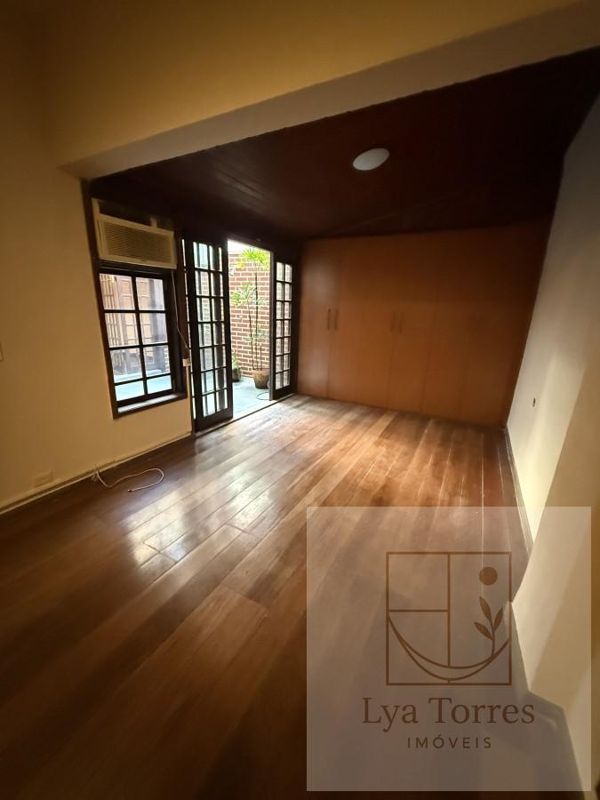 Apartamento de 3 quartos no Leblon