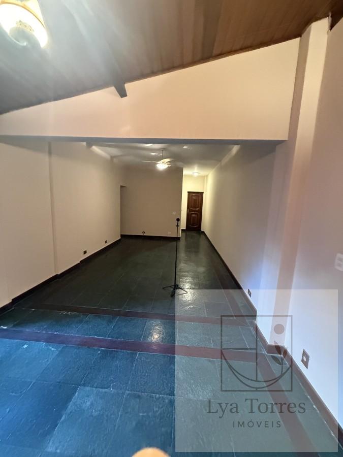 Apartamento de 3 quartos no Leblon