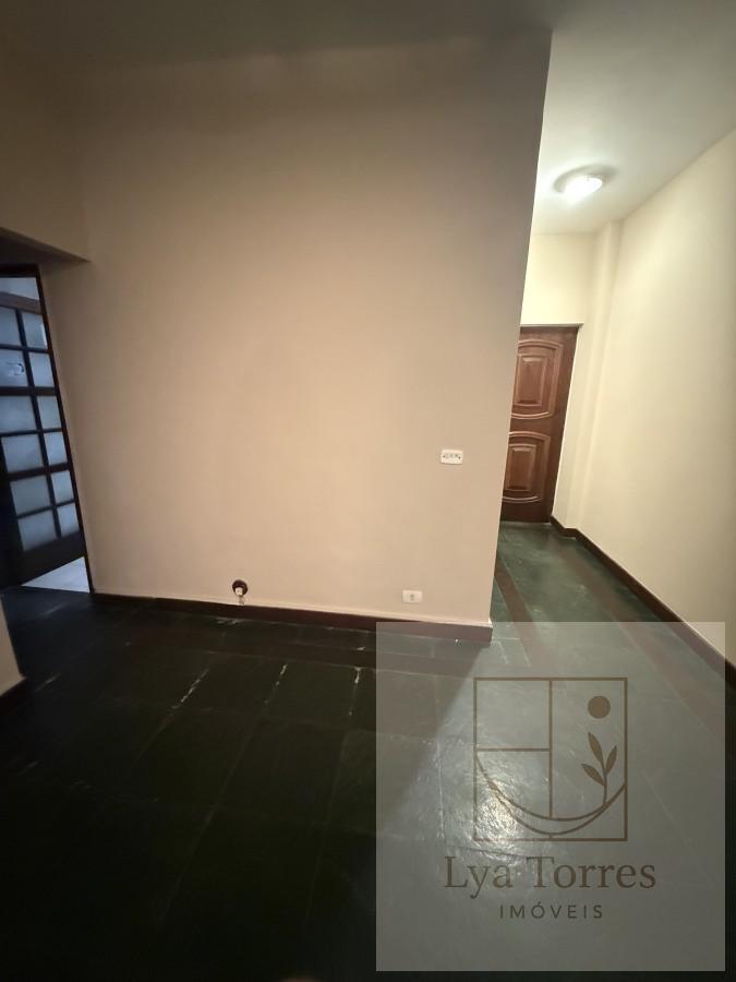 Apartamento de 3 quartos no Leblon