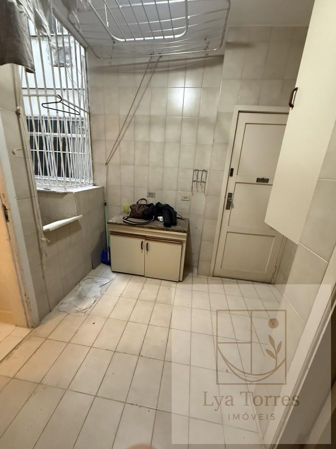 Apartamento de 3 quartos no Leblon