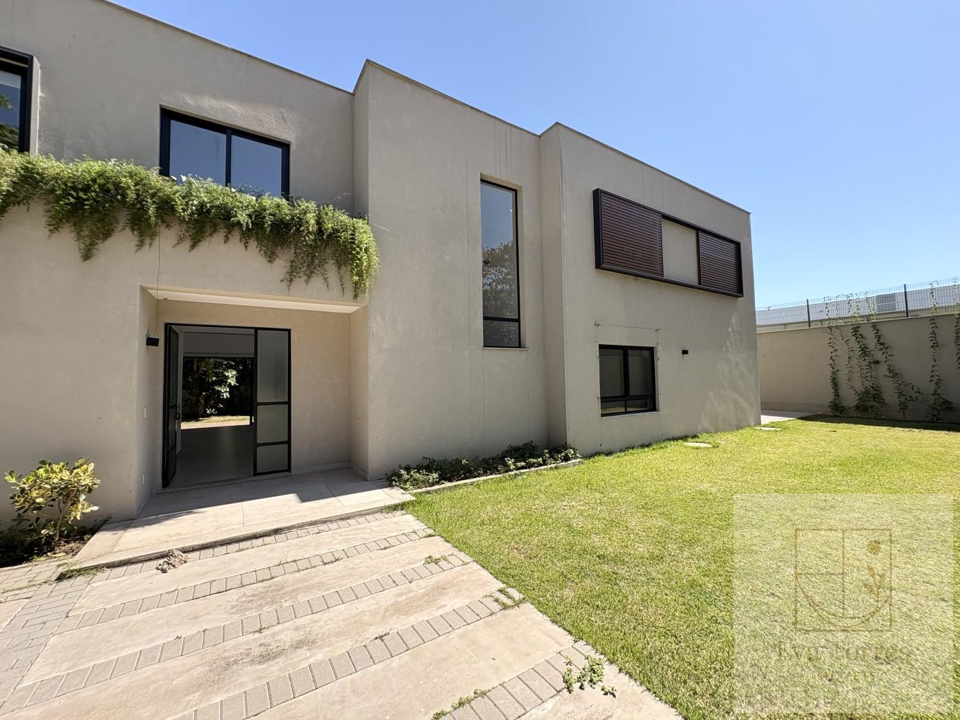 Casa de 4 quartos na Barra da Tijuca
