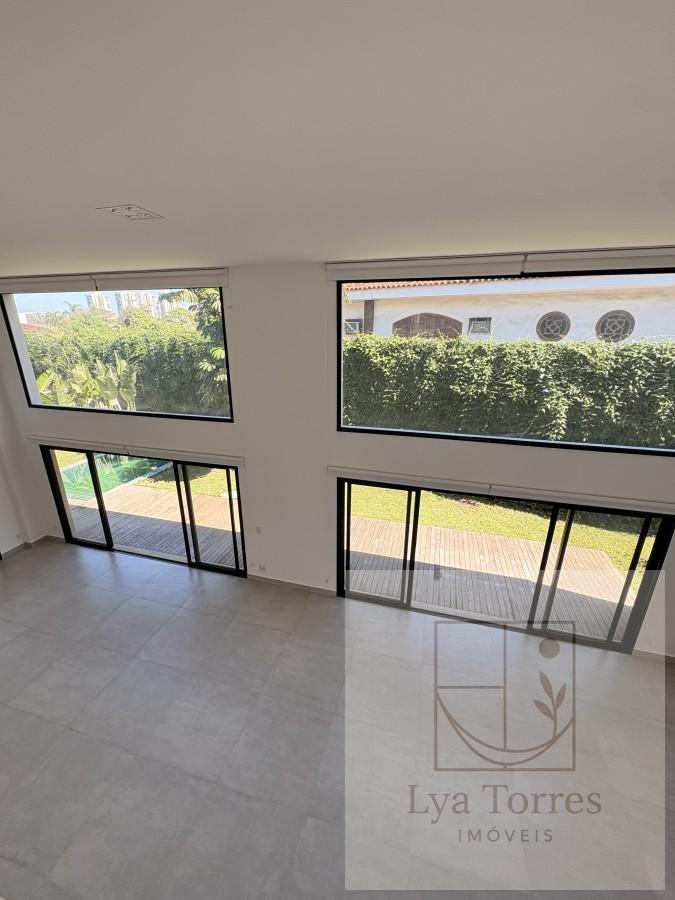 Casa de 4 quartos na Barra da Tijuca