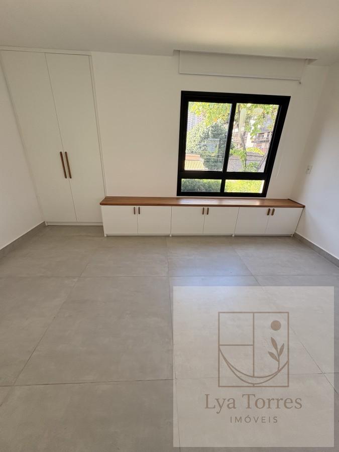Casa de 4 quartos na Barra da Tijuca