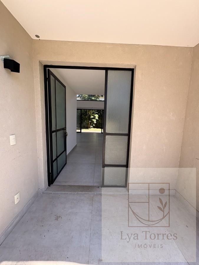 Casa de 4 quartos na Barra da Tijuca