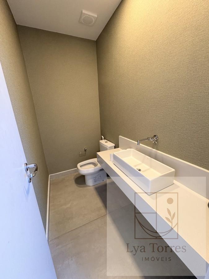 Casa de 4 quartos na Barra da Tijuca