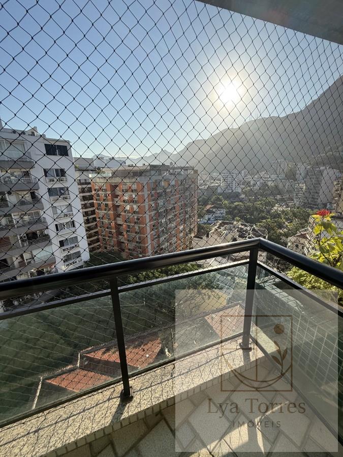 Cobertura de 4 quartos na Lagoa